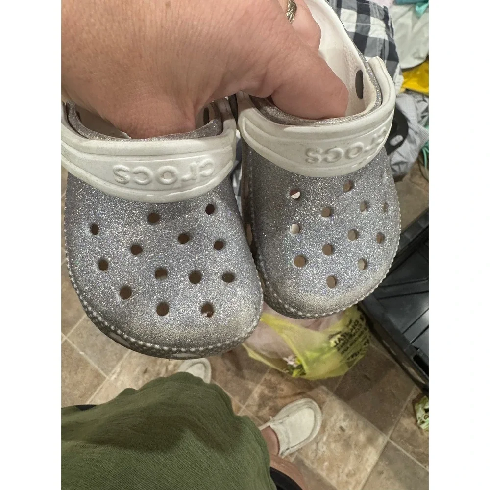 Crocs Kids Classic Glitter Clog Silver Sparkle Shoes Size C6‎